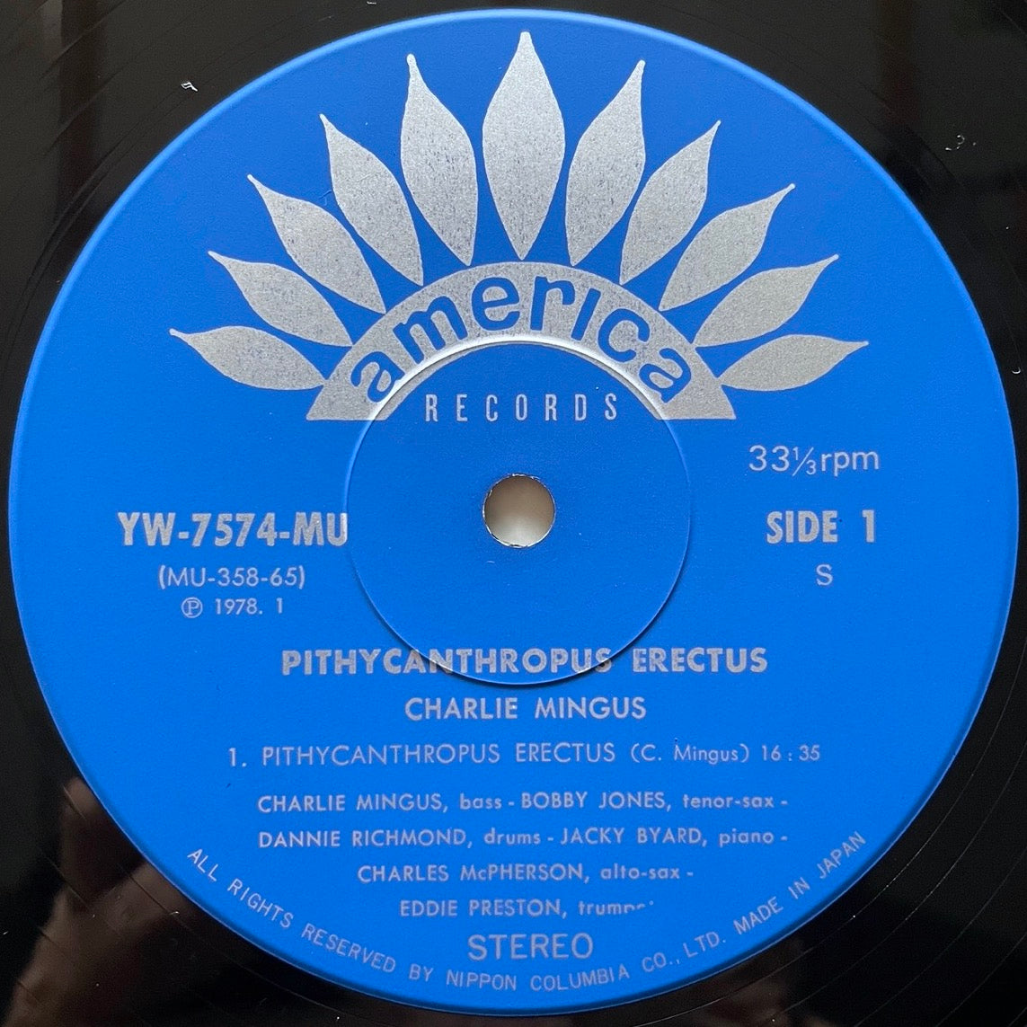 CHARLIE MINGUS / PITHYCAN THROPUS ERECTUS on French America - Japan LP YW-7574-MU
